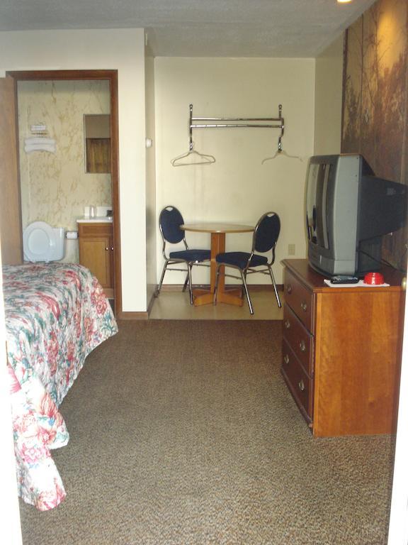 Cedar Grove Motel Altoona Eksteriør bilde
