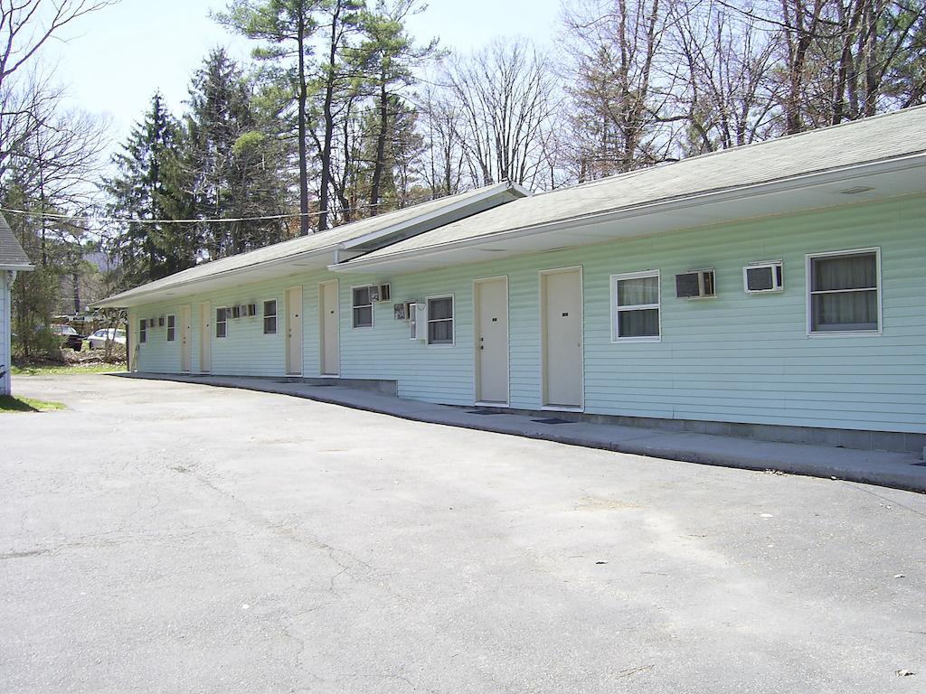 Cedar Grove Motel Altoona Eksteriør bilde